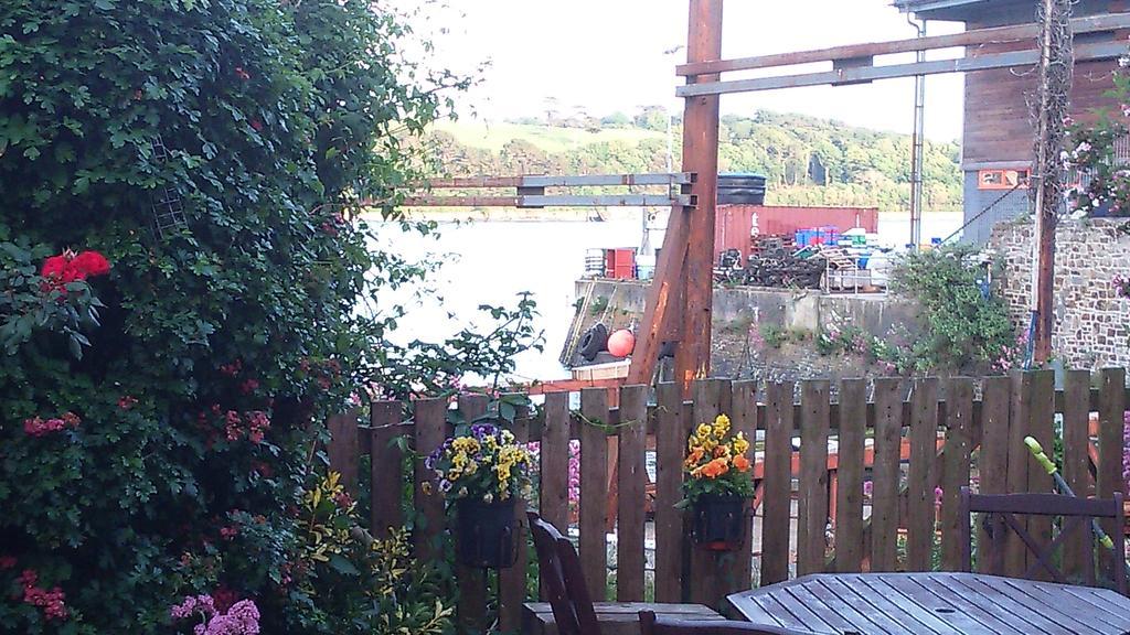 The Boat Yard Apartman Appledore Kültér fotó